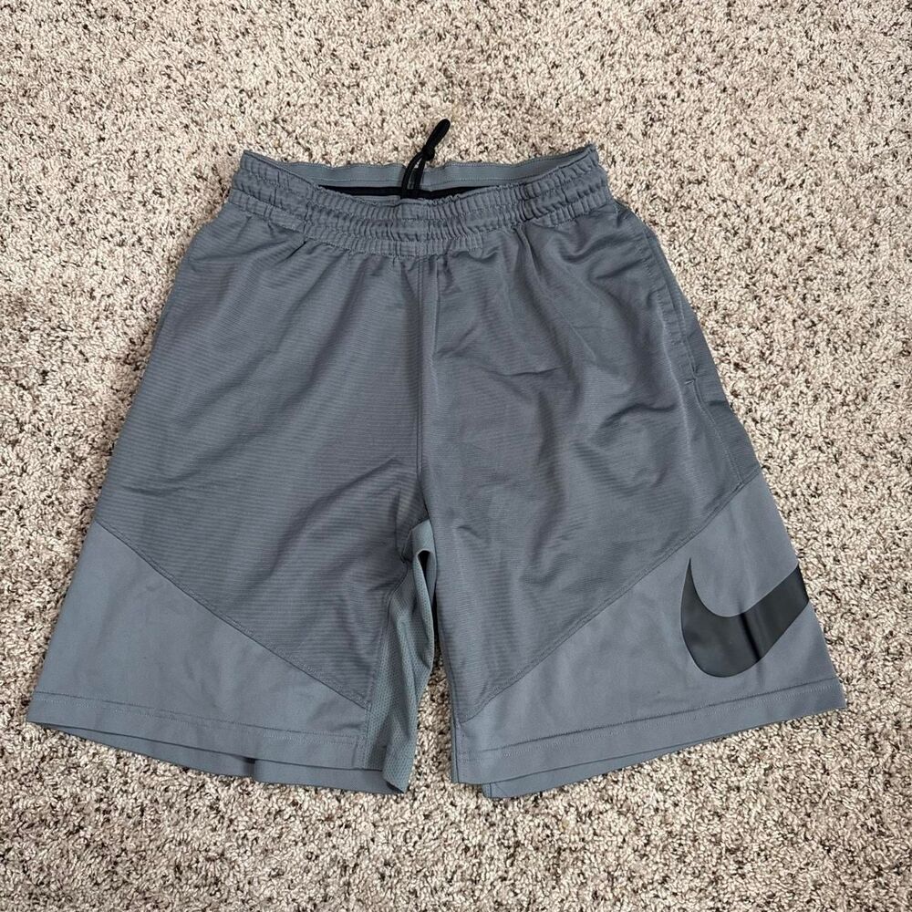 Nike Men's Grey and Blue Shorts